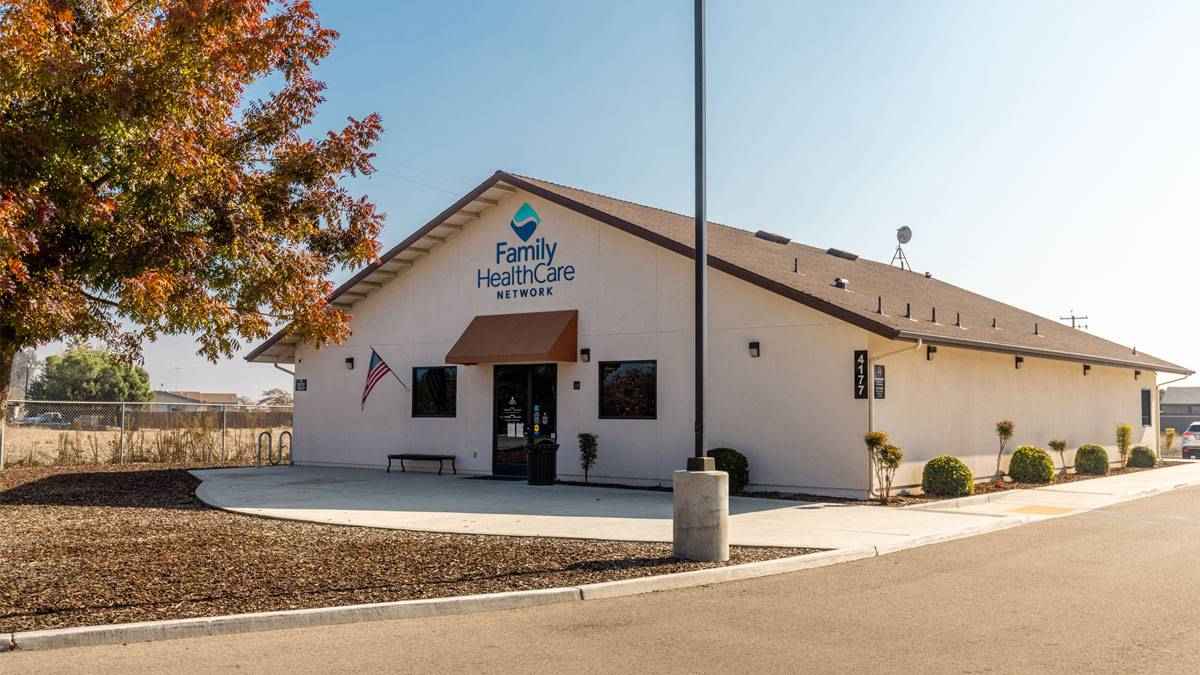 Exterior of Family Healthcare Network in Traver, CA